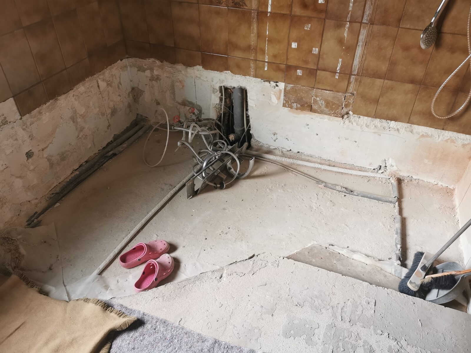 Salle de bain après travaux, vue 1
