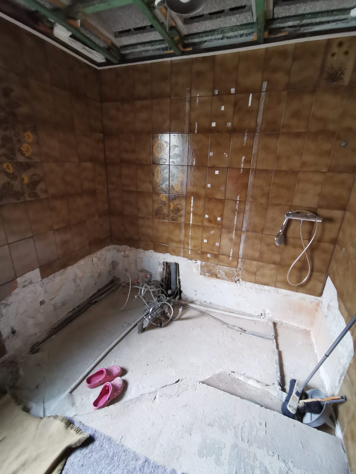 Salle de bain après travaux, vue 2